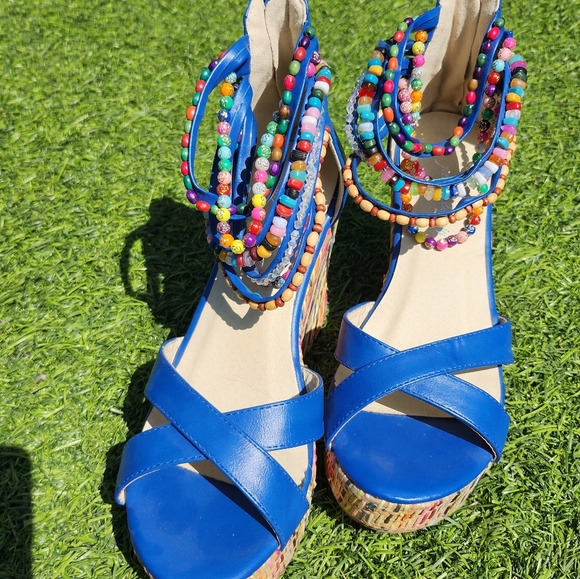 Awesome Multicolor Wedges! Size 7 - Picture 2 of 10